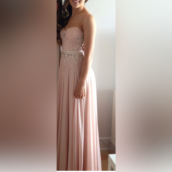 Mignon beaded rose gown - Picture 5 of 9